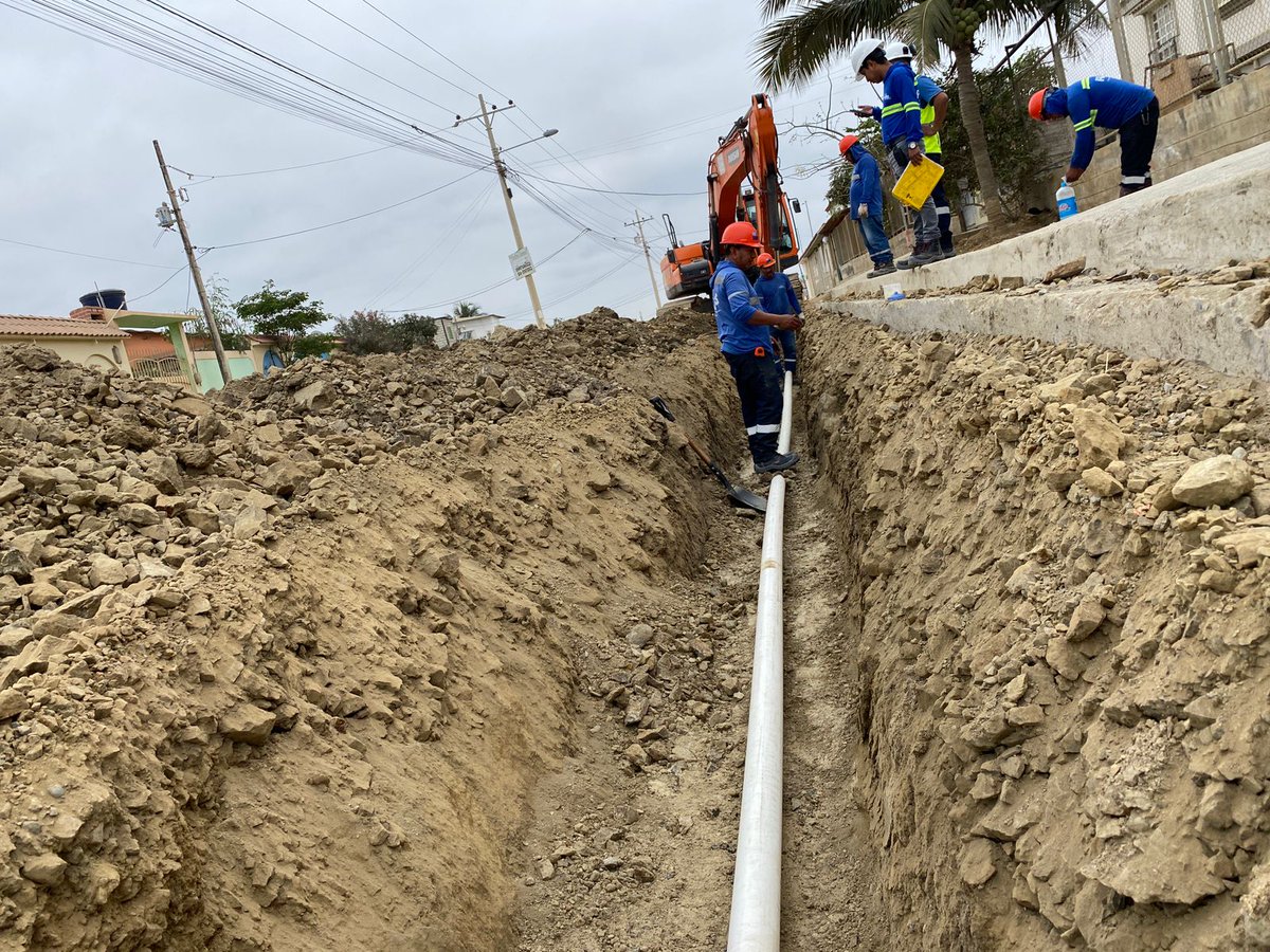 Renovación del circuito de agua potable en entrada a Ciudadela 25 de Julio
