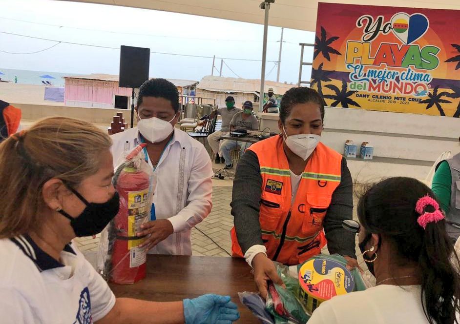 Playas recibe kits comunitarios para el perfil costero