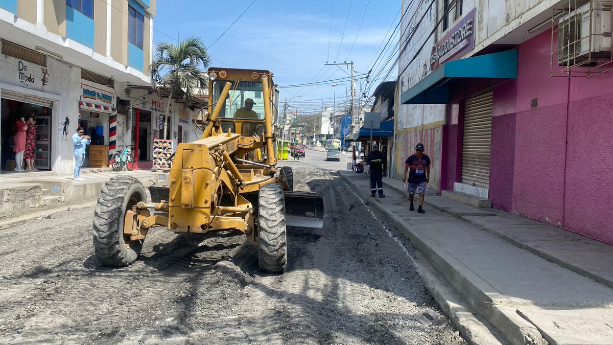 Alcaldía de Playas retoma obras en callejón 8 y Acisclo Garay